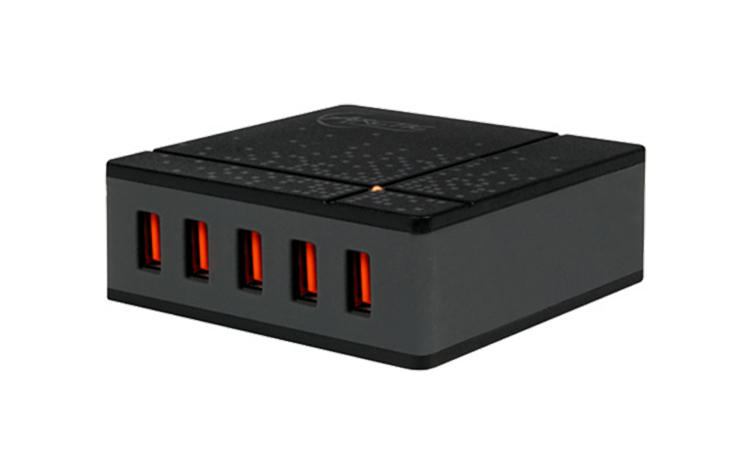 arctic_xSmart_Charger_8000_F04.jpg.pagespeed.ic.png